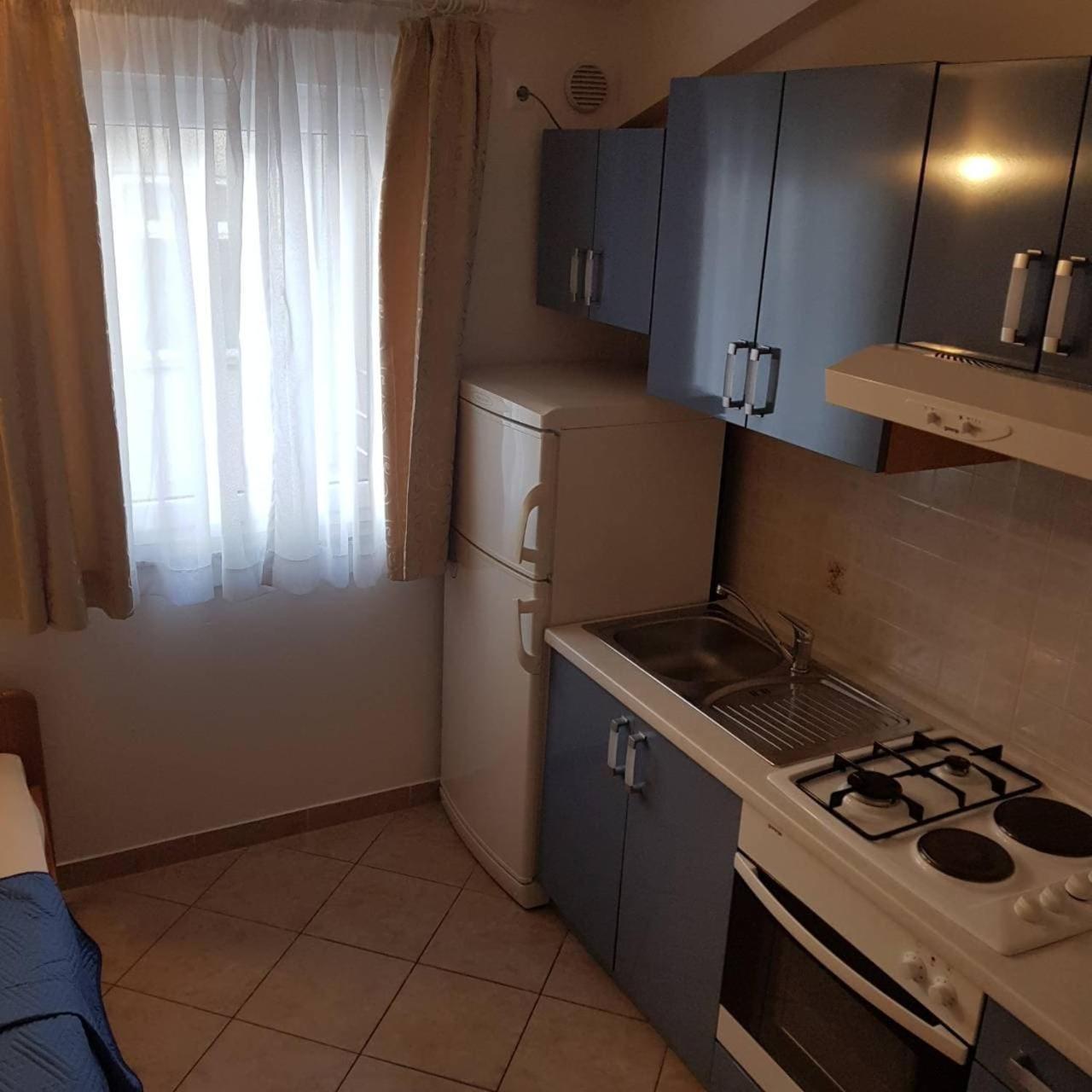 Apartmani Katarina Makarska Zimmer foto